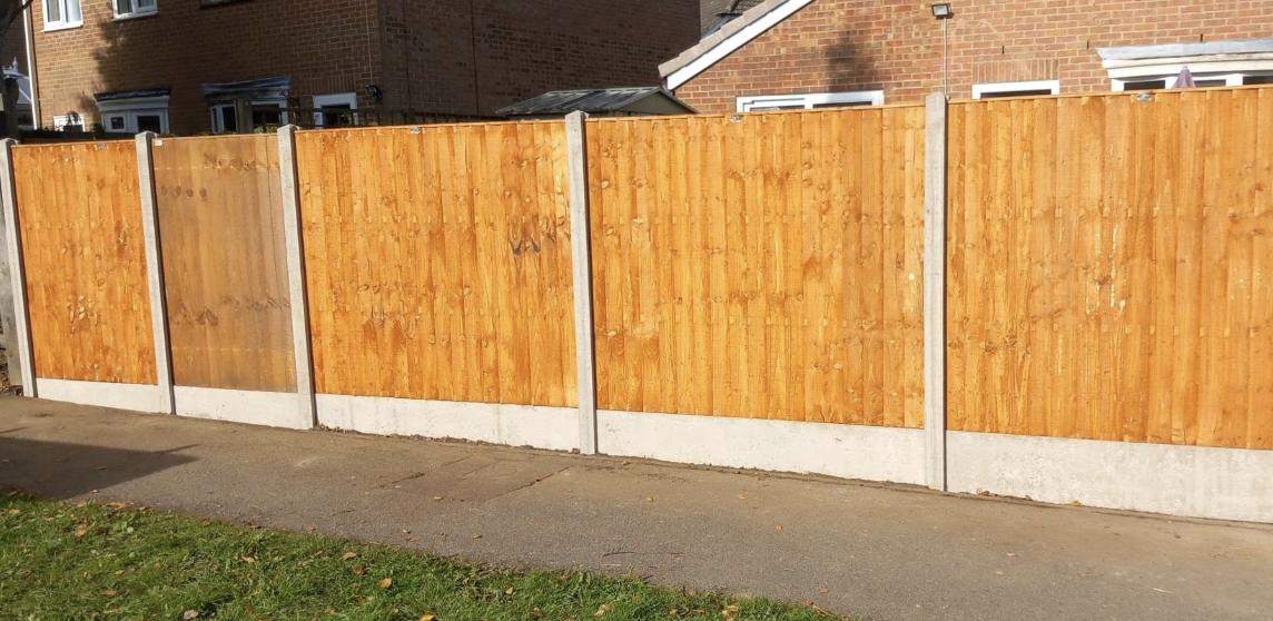 New fencing after replacement, Kent